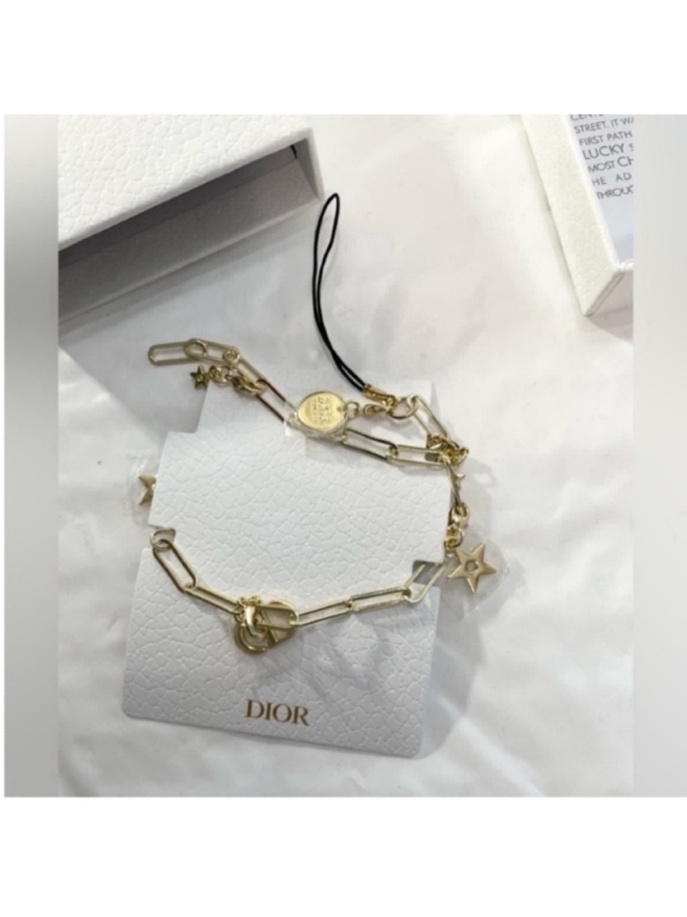 Dior beauty gift phone charm - Picture 6 of 10